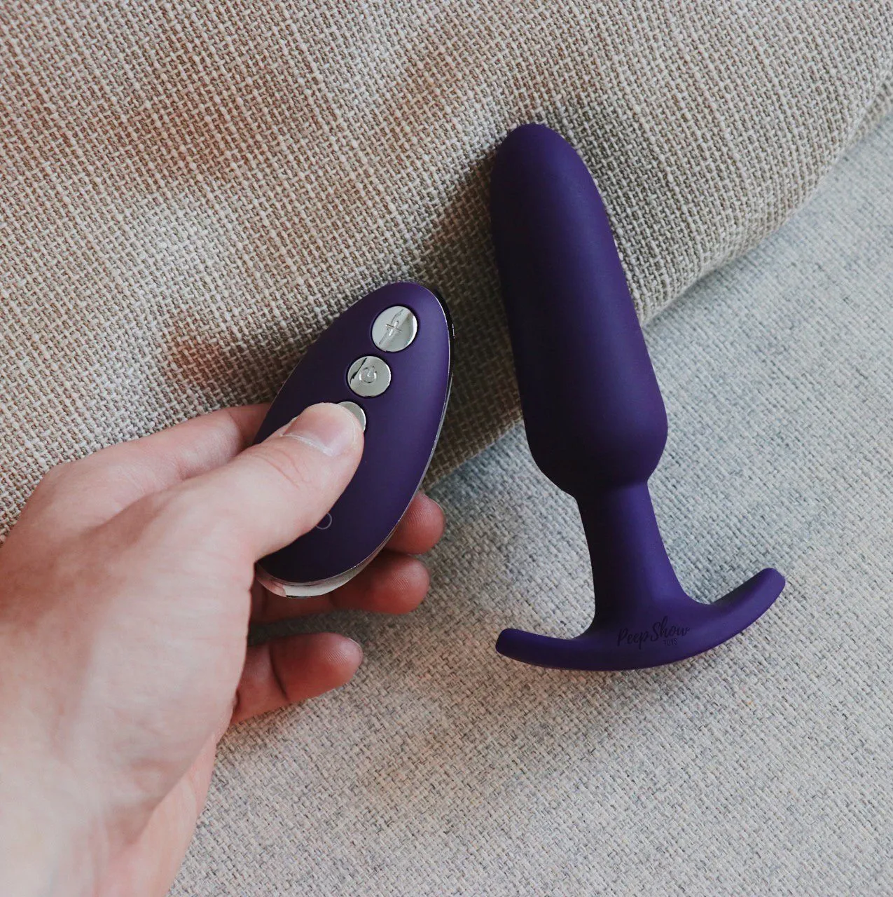 VeDO Bump Plus Vibrating Butt Plug with Remote Control