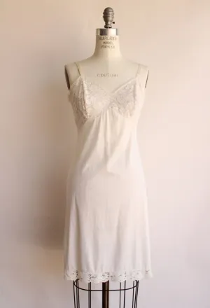 Vintage 1970s 1980s Gaymode JC Penneys Ivory Nylon Slip, Size 36