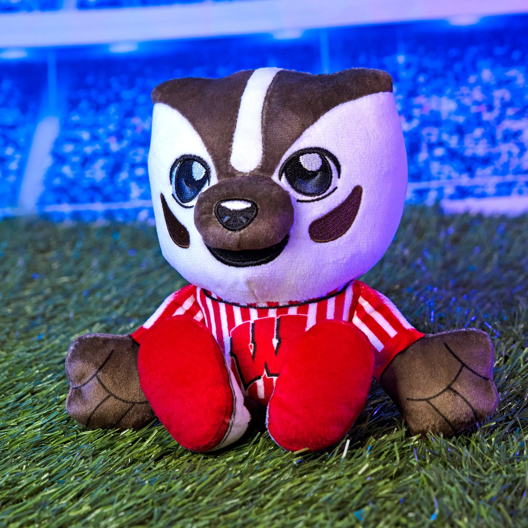 Wisconsin Badgers Bucky Badger 8" Mascot Kuricha Plush